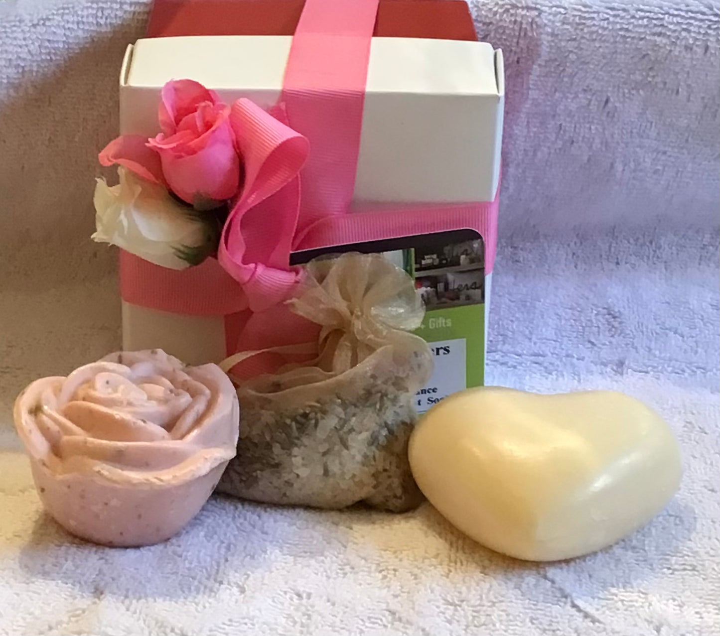 Hearts & Flowers Host Boxed Gift